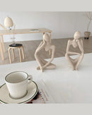 Escultura O Pensador Abstrato Cor Areia para Decoração de Sala e Escritório